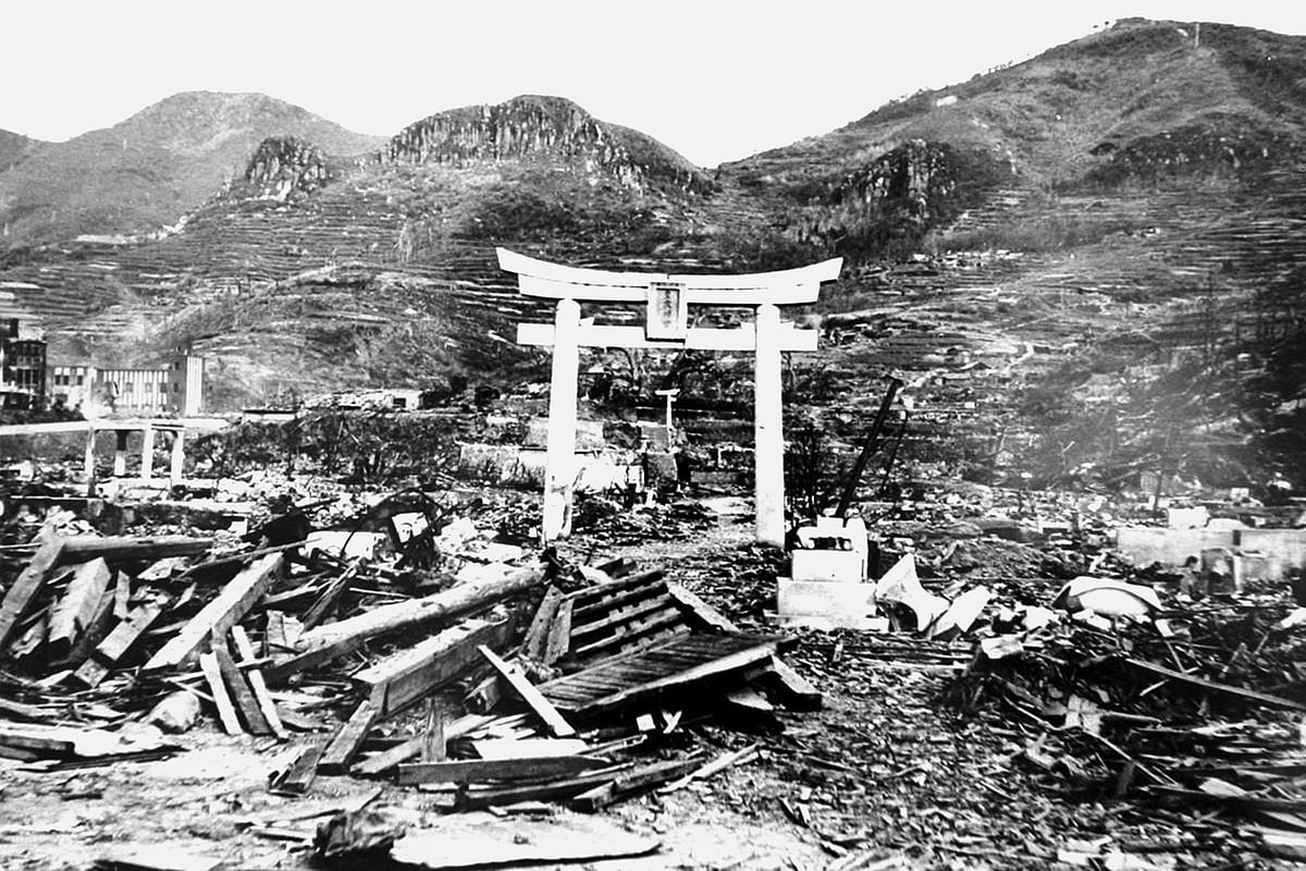 আণবিক বোমায় বিধ্বস্ত নাগাসাকি