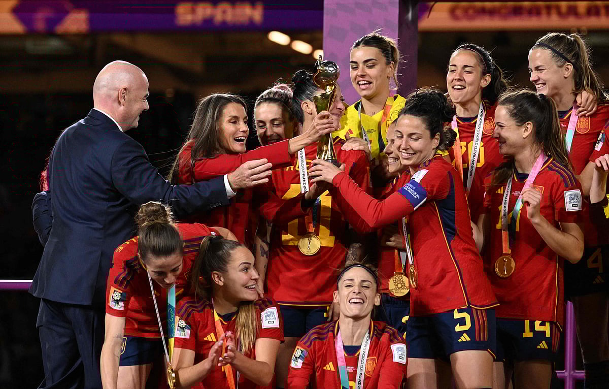 Yetuk ayolning yovvoyi orgazmi