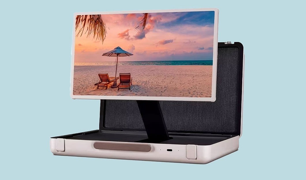 এলজির তৈরি ‘স্ট্যান্ডবাইমি গো’ মডেলের  টেলিভিশন