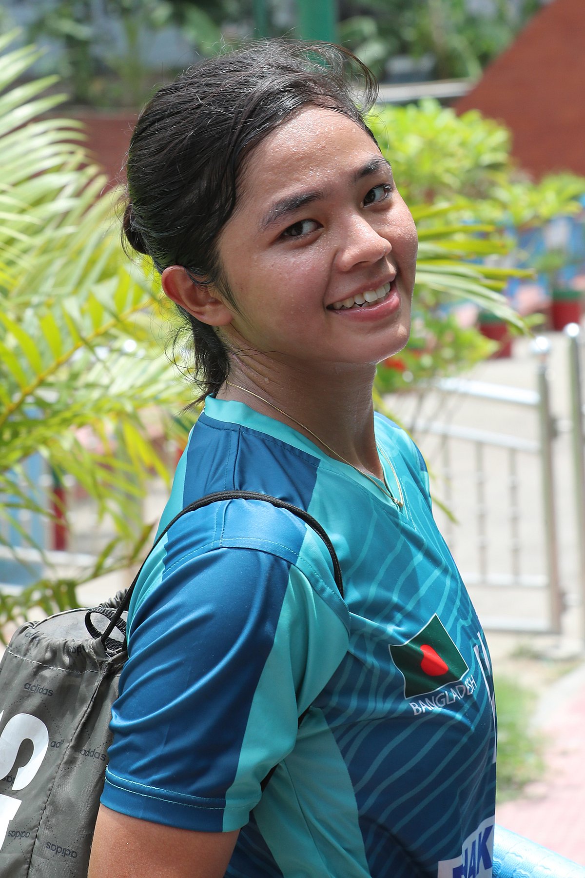 জন্ম ও বেড়ে ওঠা জাপানের নাগোয়া শহরে হলেও মাতসুশিমা সুমাইয়া এখন পুরোদস্তুর বাংলাদেশি