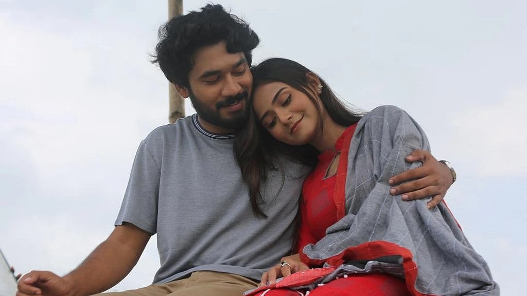 ‘রৌদ্রময়ী’তে খায়রুল বাশার ও কাশপ্রিয়া। ছবি : পরিচালকের সৌজন্যে