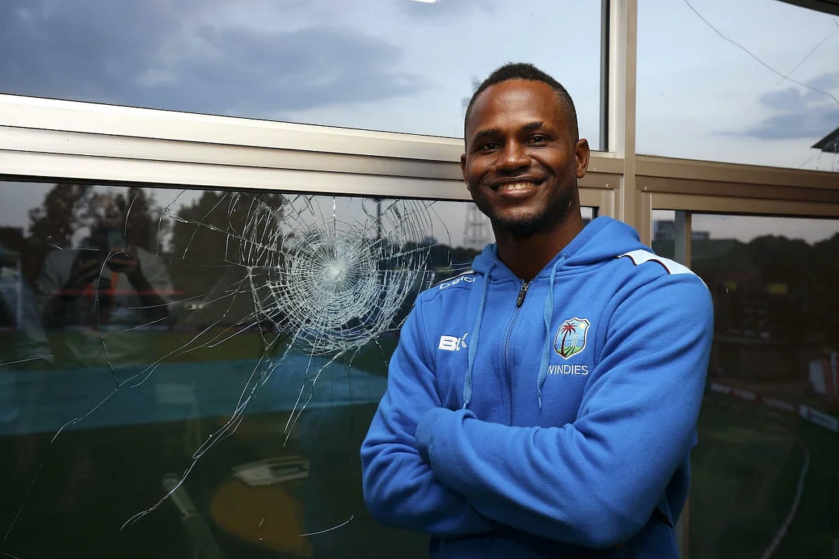 দুর্নীতির অভিযোগ প্রমাণিত হয়েছে স্যামুয়েলসের বিপক্ষে