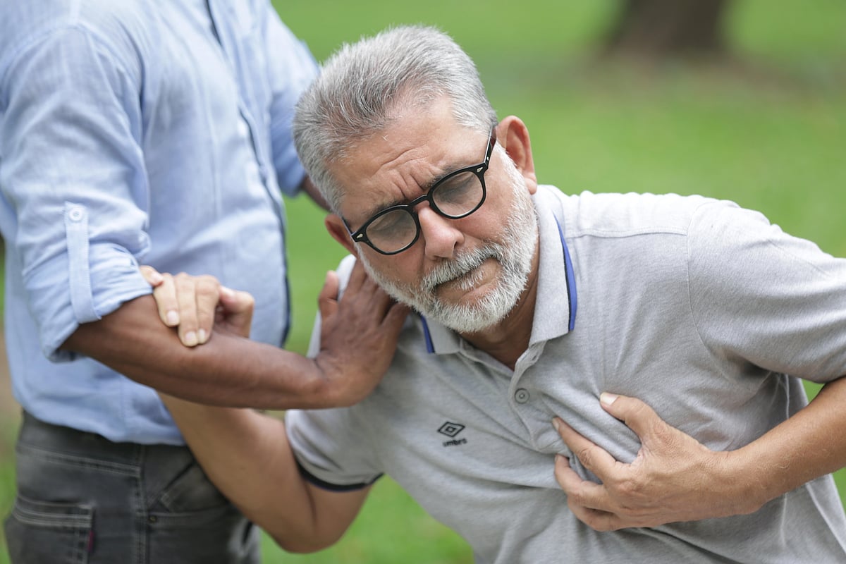 অতিরিক্ত কোলেস্টেরল হার্ট অ্যাটাকের ঝুঁকি বাড়ায়