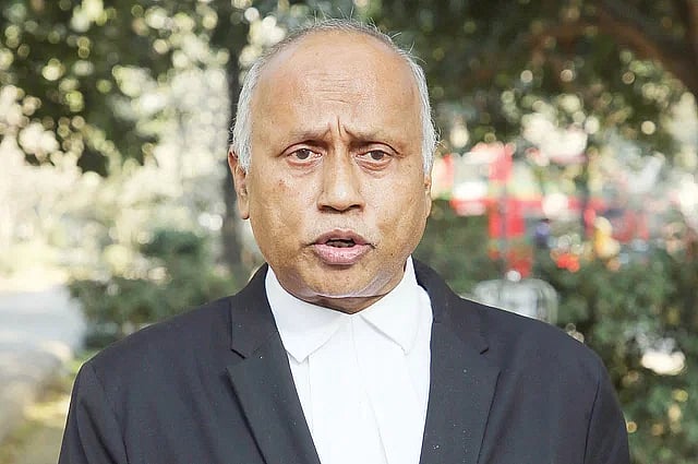 জ্যেষ্ঠ আইনজীবী খুরশীদ আলম খান