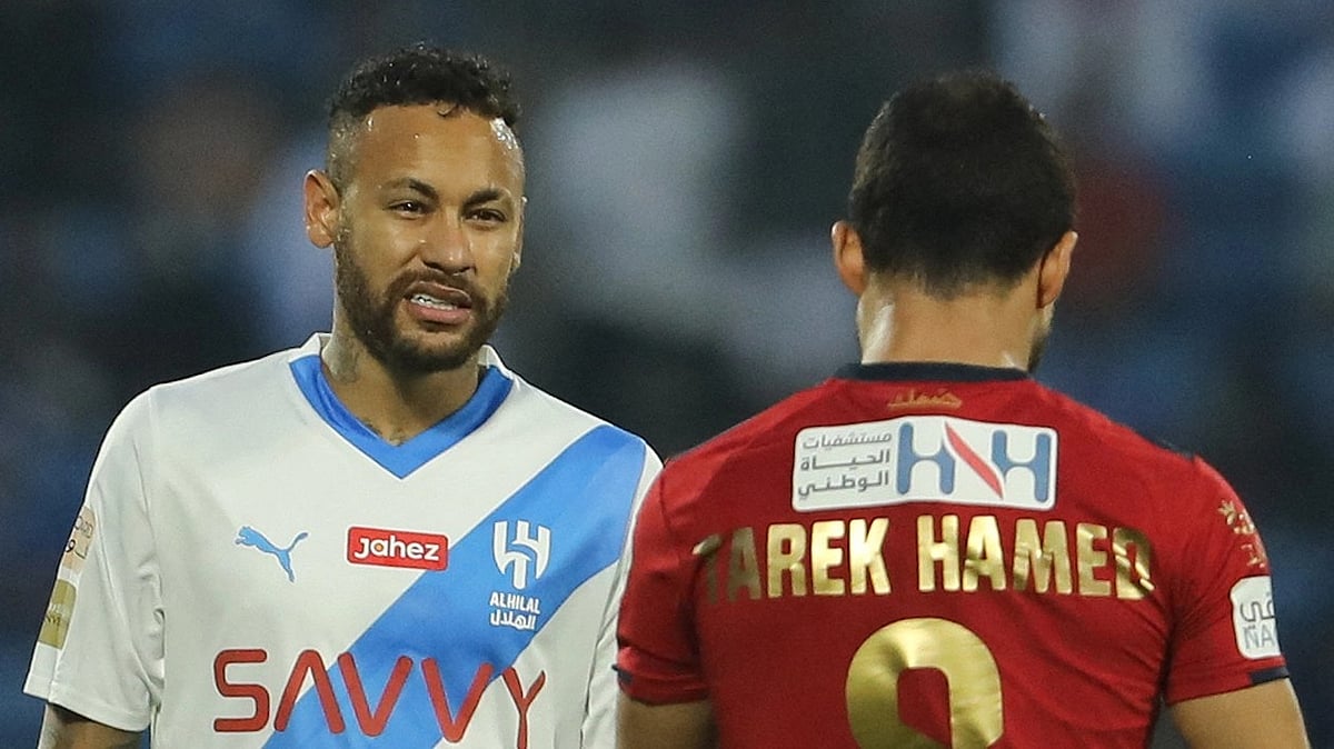 ইউরোপের শীর্ষ পাঁচ লিগের মধ্যে এক শ মিনিটের ম্যাচ কম হয় ফ্রান্সে। সেখান থেকে সবচেয়ে বেশি মিনিট খেলা হওয়া সৌদি প্রো লিগে গেছেন নেইমার