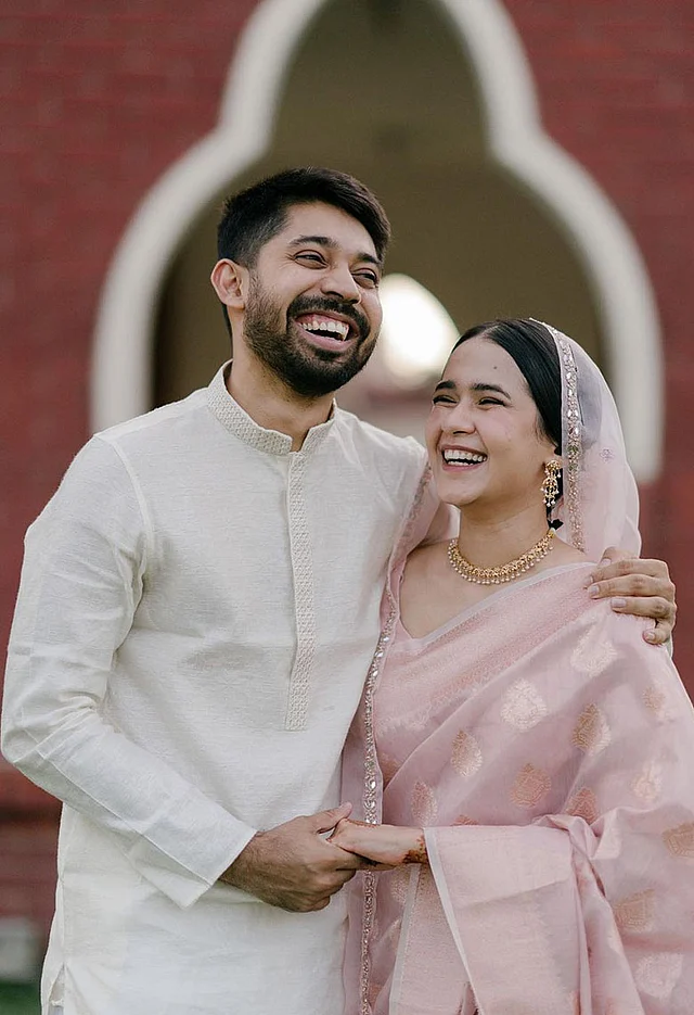 Elektr Dik bilan jinsiy aloqa video