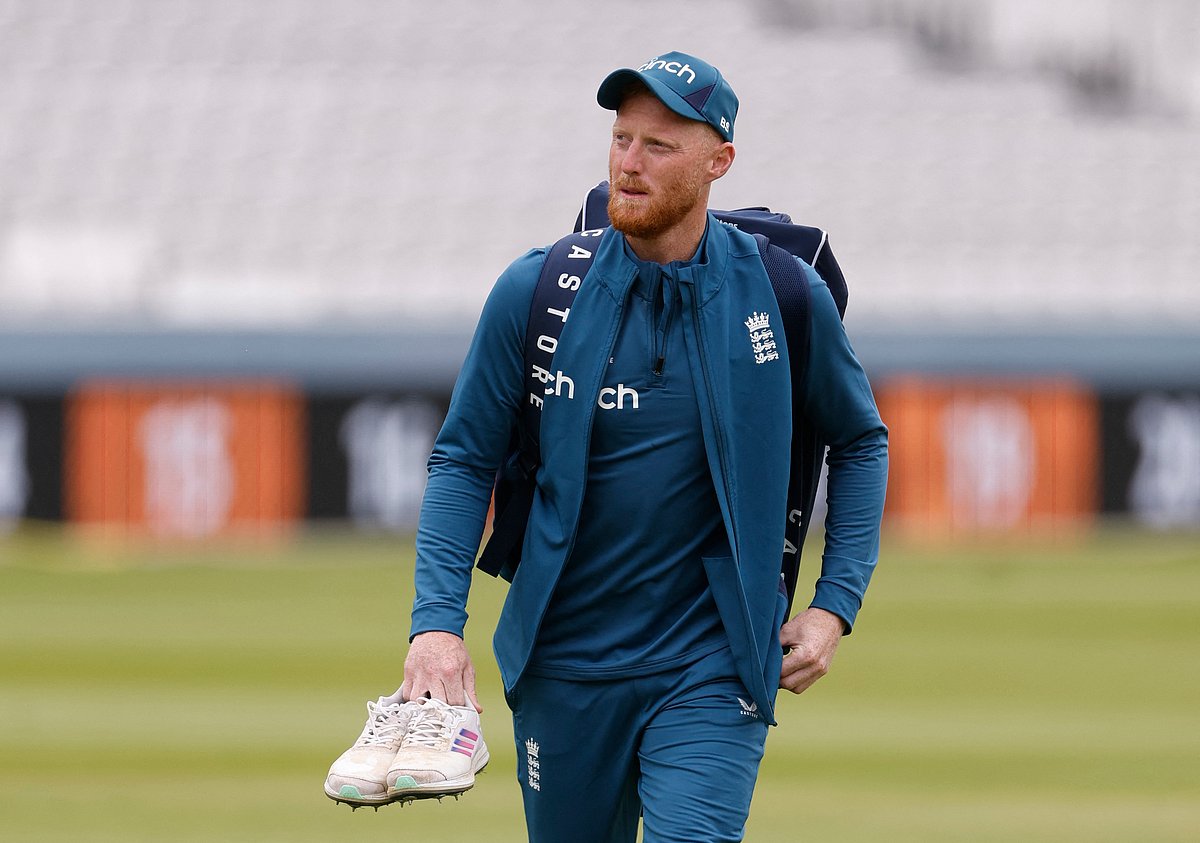অনুশীলনে ইংল্যান্ডের টেস্ট অধিনায়ক বেন স্টোকস