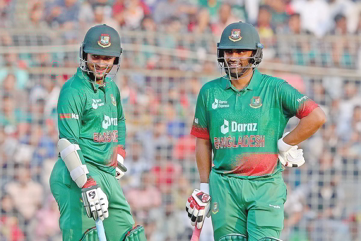 দলের প্রতি তামিমের দায়বদ্ধতা নিয়ে প্রশ্ন তুলেছেন সাকিব