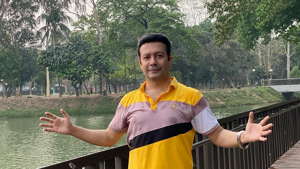 এস ডি রুবেল। শিল্পীর সৌজন্যে