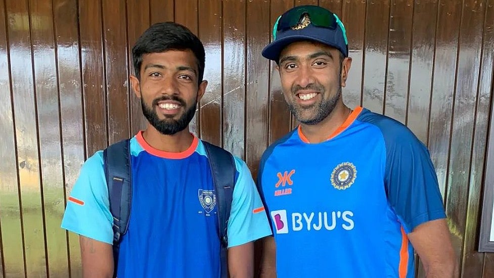 রবিচন্দ্রন অশ্বিনের সঙ্গে তাঁর ‘কার্বন কপি’ হিসাবে পরিচিতি পাওয়া মহেশ পিথিয়া