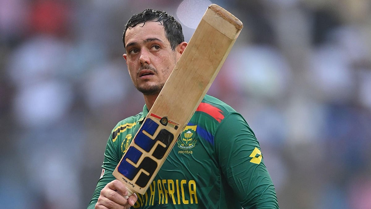 ৪০ বলে ৭৪ রান করেছেন কুইন্টন ডি কক