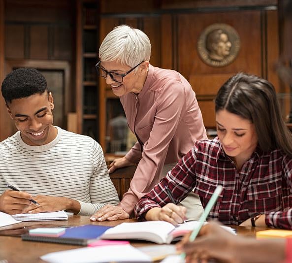 মোট ঝরে পড়া ৪৩ শতাংশ শিক্ষার্থী মনে করেছেন, তাঁদের নেওয়া কোর্সটি প্রত্যাশা পূরণ করেনি বা অত্যধিক কঠিন ছিল। উচ্চশিক্ষা–পরবর্তী পর্যায়ে এই হার বেড়ে দাঁড়িয়েছে ৫০ শতাংশে