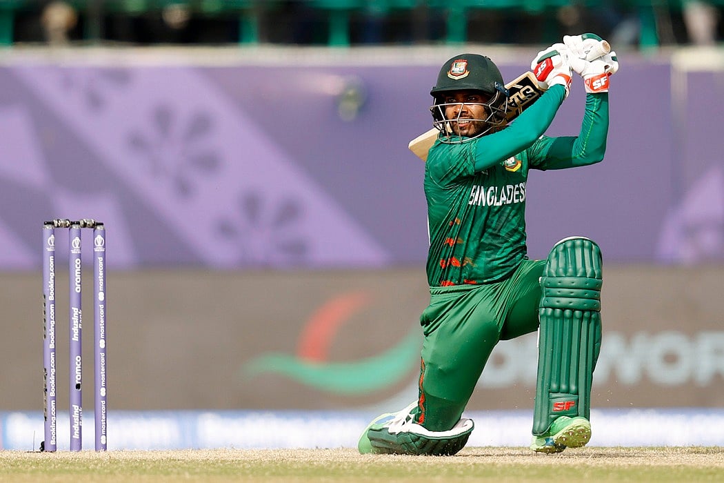 দলের প্রয়োজনেই একেক ম্যাচে একেক জায়গায় খেলে যাচ্ছেন মিরাজ