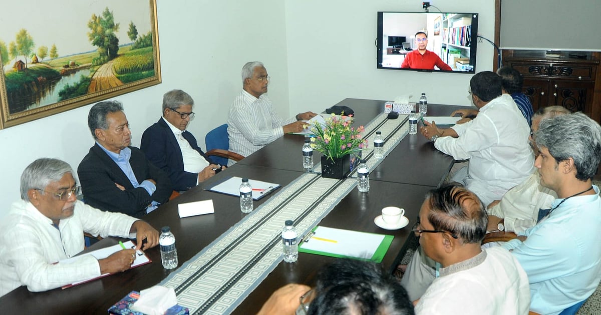 দ্বাদশ জাতীয় সংসদ নির্বাচন সামনে রেখে ২০২৩ সালের ২৩ অক্টোবর গুলশানে বিএনপির চেয়ারপারসনের কার্যালয়ে গণতন্ত্র মঞ্চের নেতাদের সঙ্গে বৈঠক করেন দলটির নেতারা