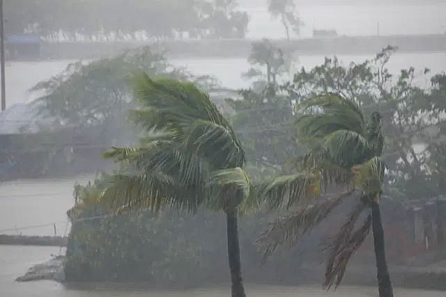 ঘূর্ণিঝড়