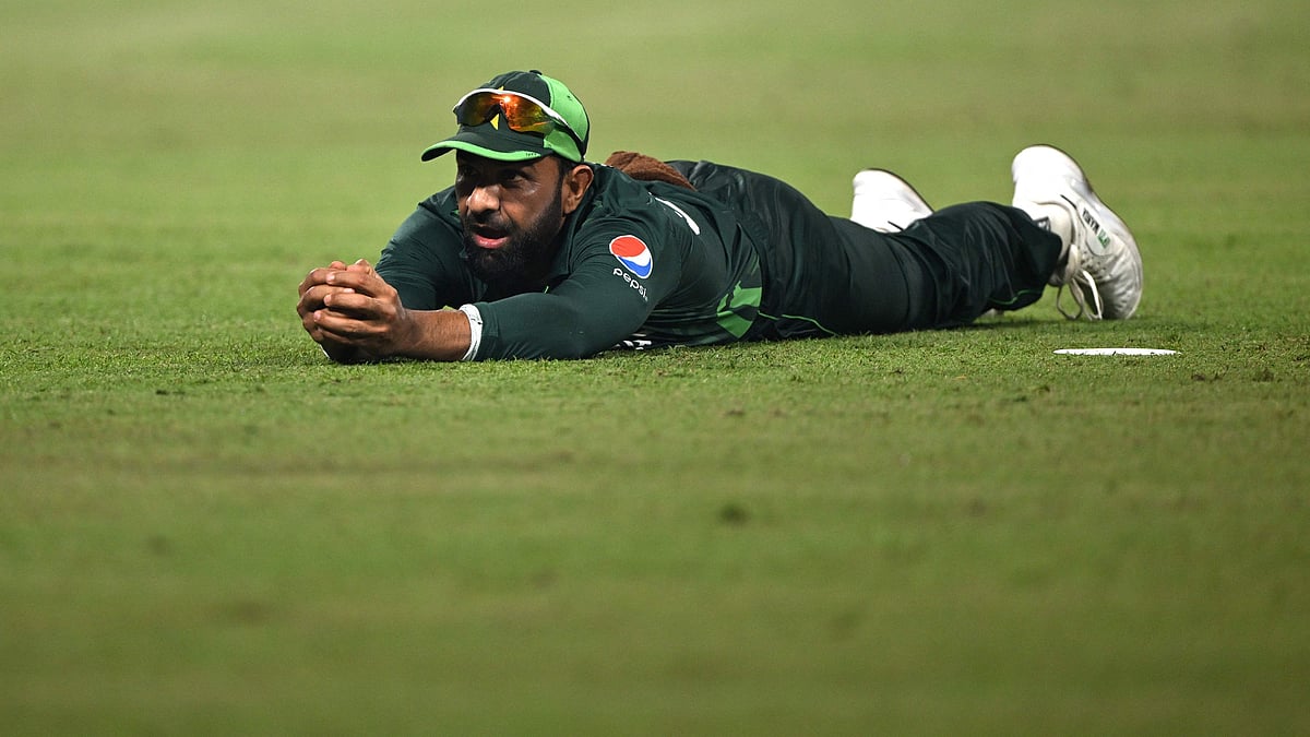 বিশ্বকাপের লিগ পর্ব থেকে বিদায় নিচ্ছে পাকিস্তান