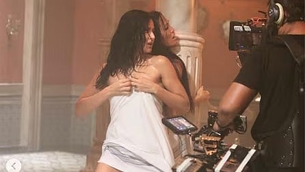 ‘টাইগার ৩’ সিনেমার দৃশ্যে ক্যাটরিনা কাইফ