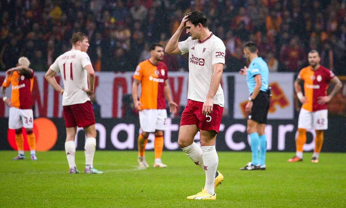 এবারের চ্যাম্পিয়নস লিগ গ্রুপ পর্বে মোট ১৪ গোল হজম করেছে ম্যানচেস্টার ইউনাইটেড