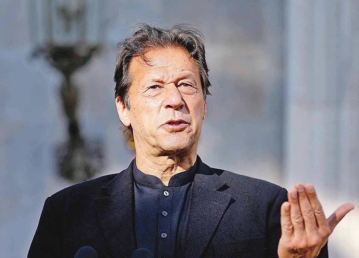 ইমরান খান