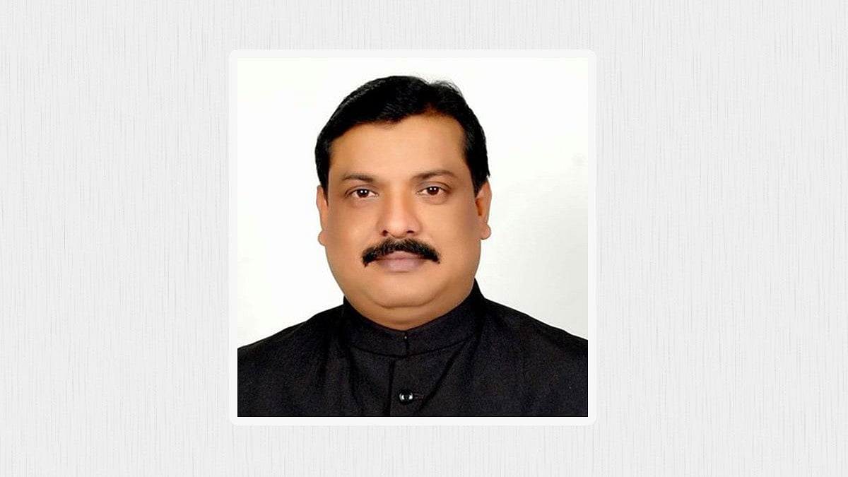 সাবেক গৃহায়ণ ও গণপূর্ত প্রতিমন্ত্রী শরীফ আহমেদ