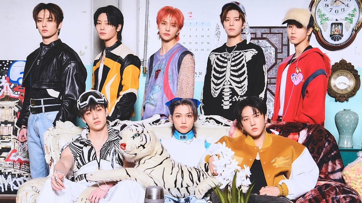 এই বছর নভেম্বরে অ্যালবাম বিক্রিতে শীর্ষ রয়েছে ‘স্ট্রে কিডস’