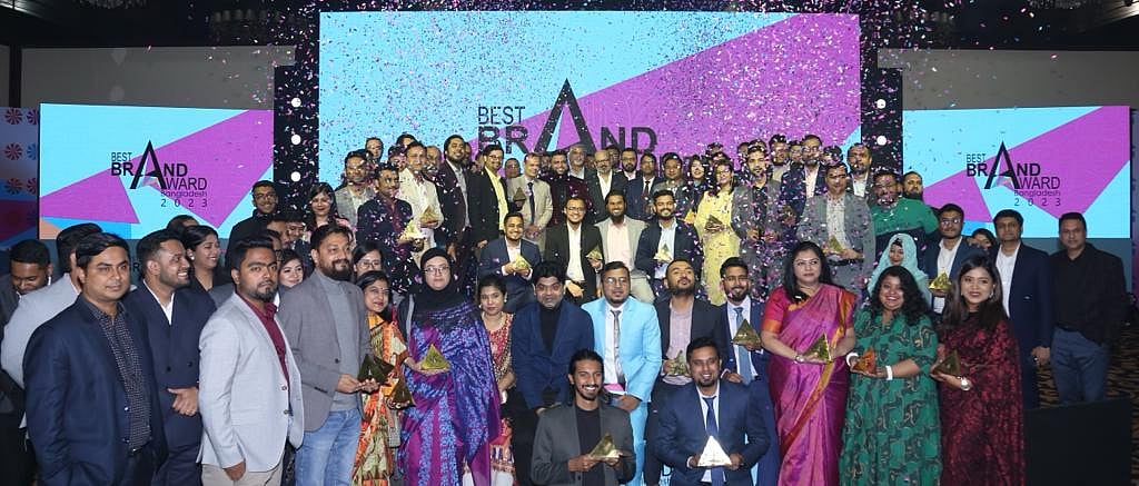 ৪০টি বিভাগে সেরা ব্র্যান্ড এবং সামগ্রিক শীর্ষ ১৫টি ব্র্যান্ডকে স্বীকৃতি দেওয়া হয়