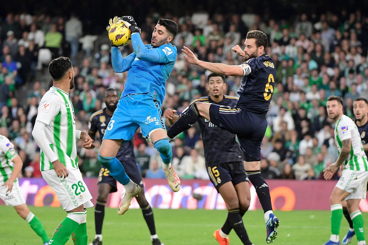 ম্যাচে বেশ কয়েকবার রিয়াল মাদ্রিদকে হতাশ করেছেন বেতিস গোলকিপার রুই সিলভা
