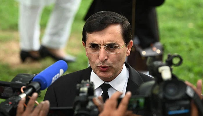 পাকিস্তানের প্রধান নির্বাচন কমিশনারের পদত্যাগ দাবি করেছেন পিটিআইয়ের চেয়ারম্যান গহর আলী খান