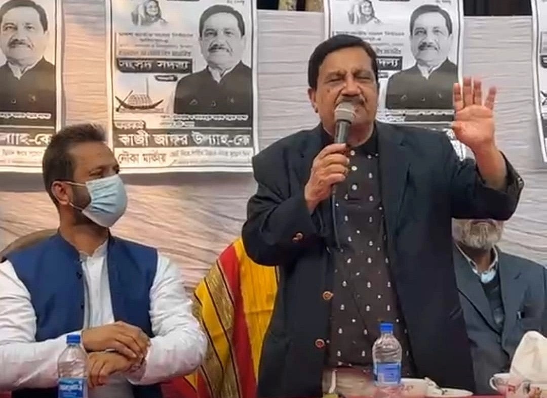ফরিদপুরের সদরপুরে নির্বাচনী সমাবেশ করেন এই আসনে আওয়ামী লীগের প্রার্থী কাজী জাফর উল্যাহ