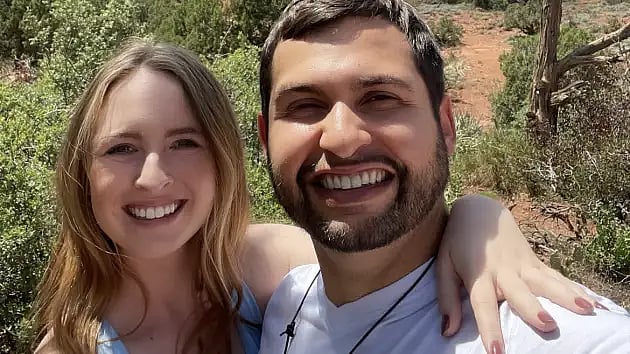 ক্যাট নরটন (বাঁয়ে) ও তাঁর বয়ফ্রেন্ড মাইক