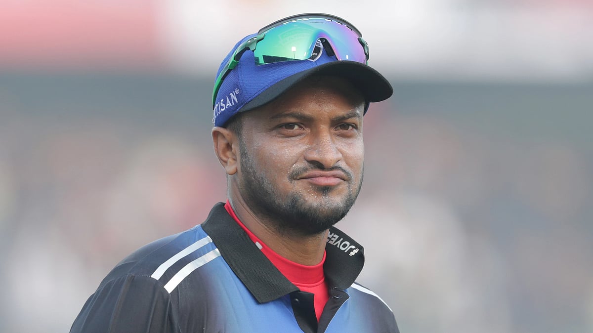 বেশ কিছু দিন ধরে চোখের সমস্যায় ভুগছেন সাকিব আল হাসান