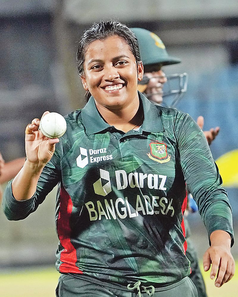 বর্ষসেরা ওয়ানডে দলে বাংলাদেশের নাহিদা