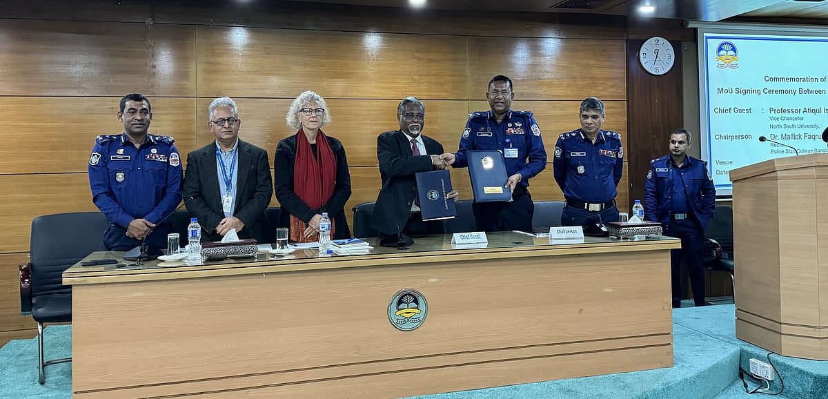 নর্থ সাউথ ইউনিভার্সিটি ও পুলিশ স্টাফ কলেজের মধ্যে সমঝোতা স্মারক সই হয়। ঢাকা, ১৬ জানুয়ারি