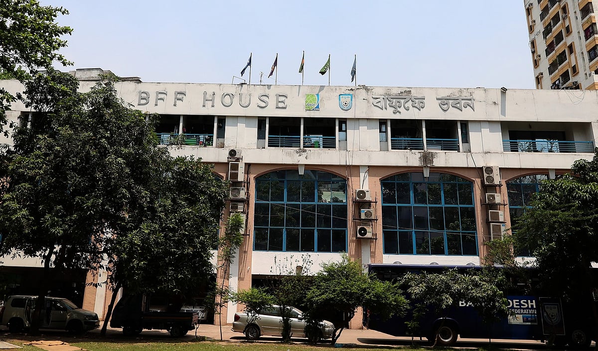 বাফুফে নির্বাচনে বৈধ প্রার্থী ৫০