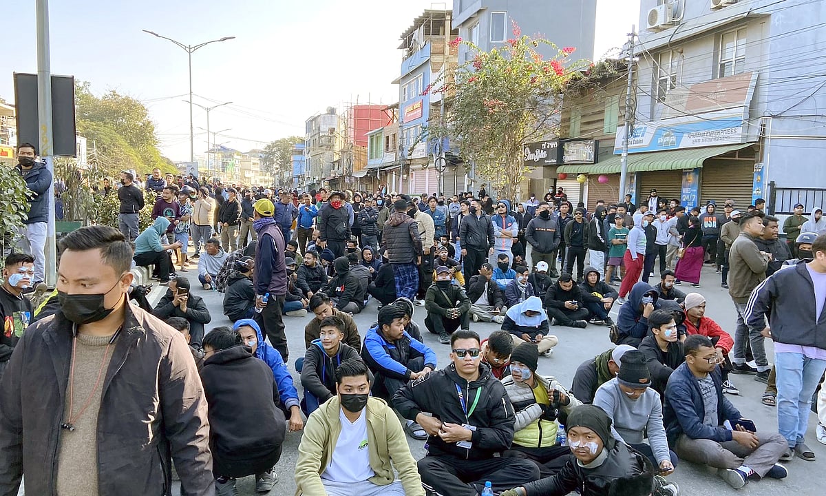 সহিংসতার প্রতিবাদে মণিপুরের রাঝদাণি ইম্পলে মেইতেই সম্প্রদায়ের বিক্ষোভ। ১৮ জানুয়ারি তোলা