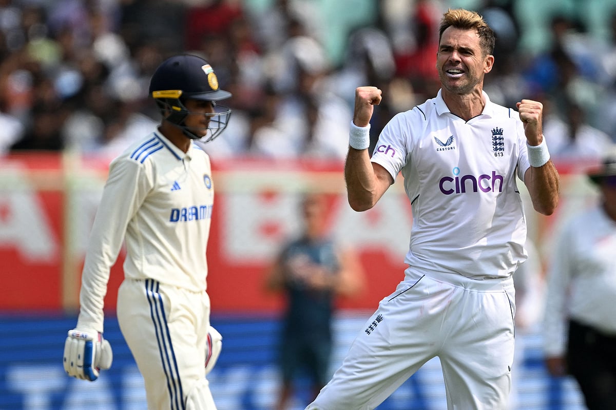 শুবমান গিলের উইকেট নেওয়ার পর জেমস অ্যান্ডারসনের উল্লাস