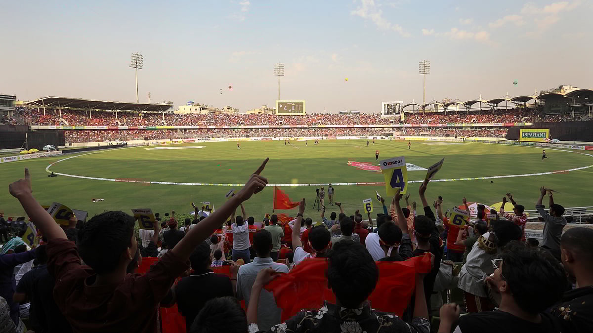 এক ম্যাচ পরই খাবার নিয়ে প্রবেশের সিদ্ধান্ত বদলেছে বিসিবি