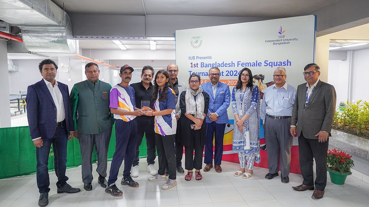 প্রথম বাংলাদেশ নারী স্কোয়াশ টুর্নামেন্টের আয়োজন করা হয় আইইউবিতে