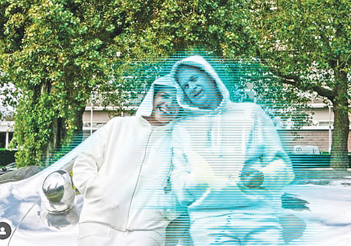 কৃত্রিম বুদ্ধিমত্তায় তৈরি হলোগ্রামকে বিয়ে করছেন স্পেনের শিল্পী অ্যালিসিয়া ফ্রেমিস