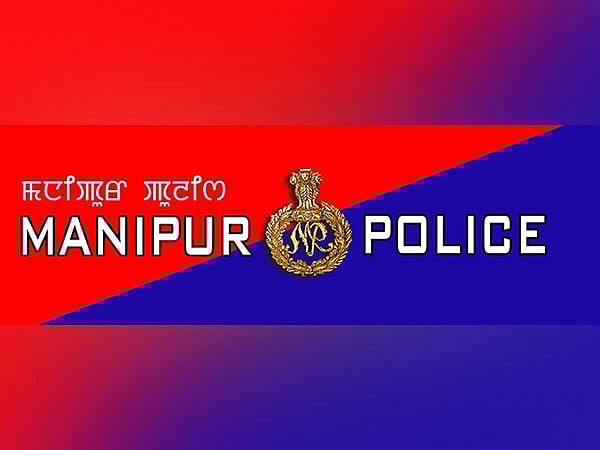 মণিপুরের চুরাচাঁদপুর শহরের বিক্ষোভকারীরা একটি পানির ট্যাংকে আগুন ধরিয়ে দেন। গত বছরের আগস্টে তোলা