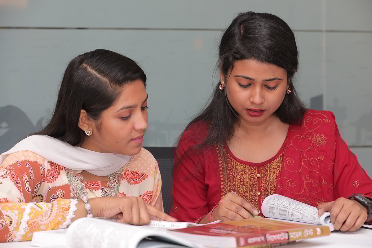 প্রিলিমিনারিতে ভালো করতে প্রতিদিন মডেল টেস্ট দেওয়া জরুরি