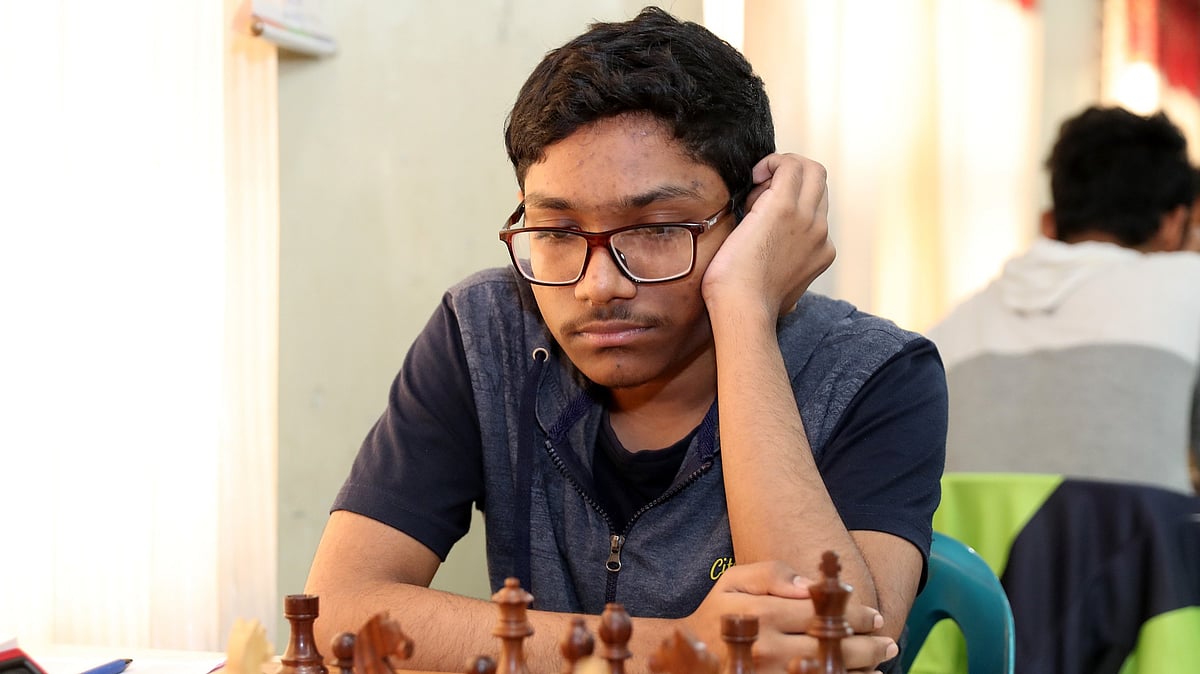 দাবাড়ু ফাহাদ রহমান