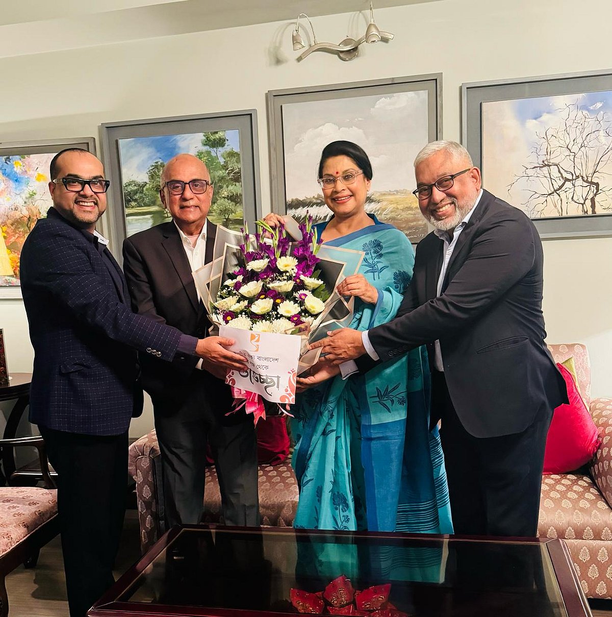 বাঁ থেকে-জুলফিকার রাসেল, শহীদ মাহমুদ জঙ্গী, রেজওয়ানা চৌধুরী বন্যা ও নকীব খান। ছবি: সংগীত ঐক্য বাংলাদেশ