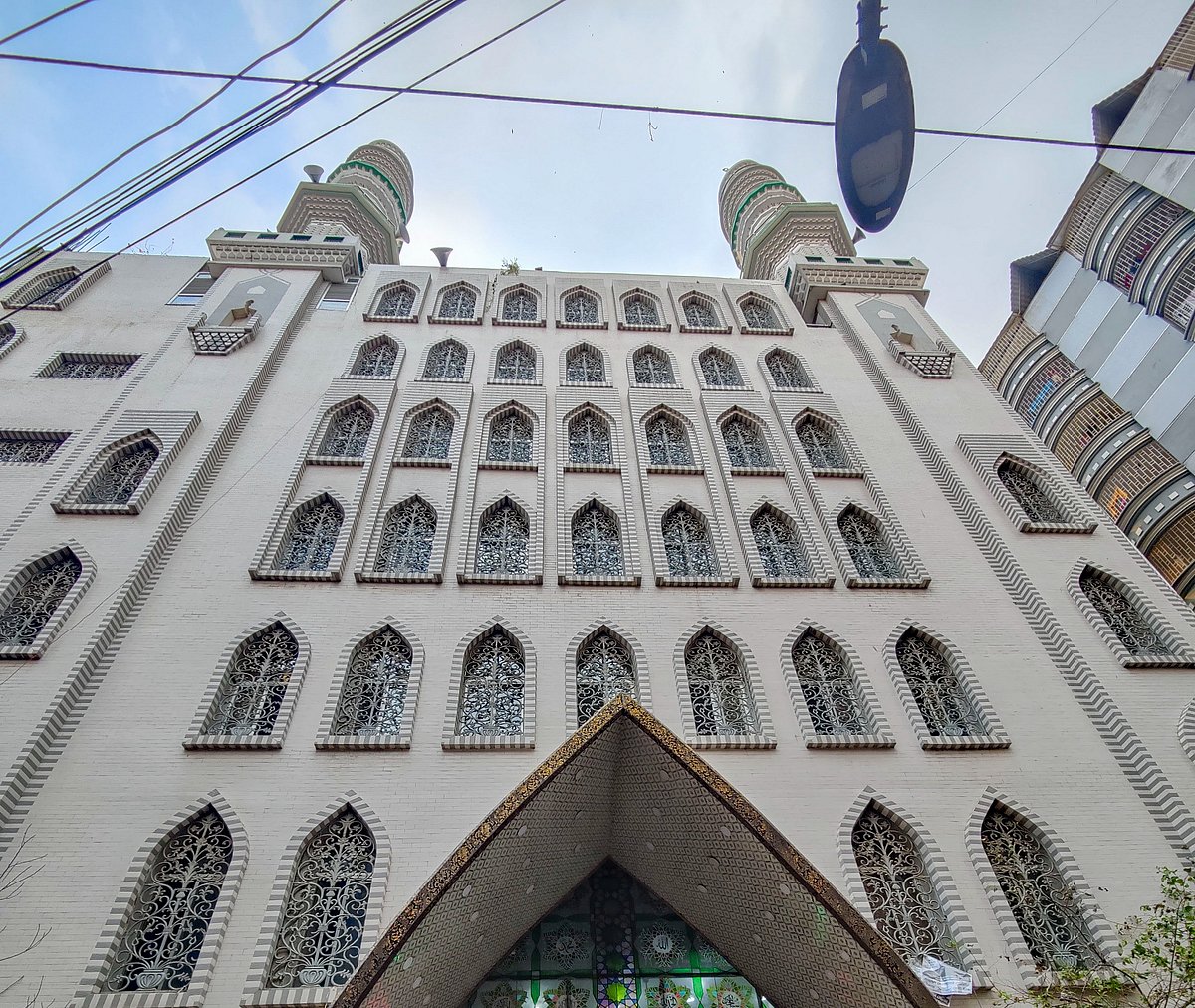 পুরান ঢাকার আগা মসিহ লেন মসজিদ। মূল মসজিদটি কত সালে নির্মিত হয়, তা সুনির্দিষ্টভাবে জানা যায় না। ঢাকা, ২৪ মার্চ