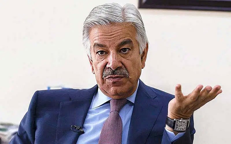 পাকিস্তানের প্রতিরক্ষামন্ত্রী খাজা আসিফ