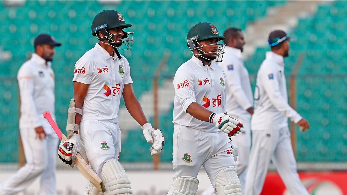 দ্বিতীয় দিন শেষে শ্রীলঙ্কার চেয়ে ৪৭৬ রানে পিছিয়ে বাংলাদেশ