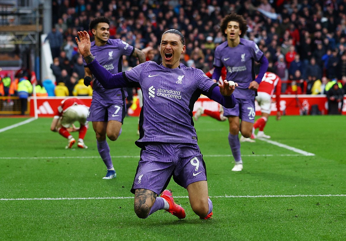 লিভারপুলকে তিন পয়েন্ট এনে দেন দারউইন নুনিয়েজ