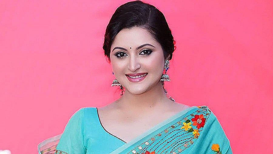 চিত্রনায়িকা পরীমনি