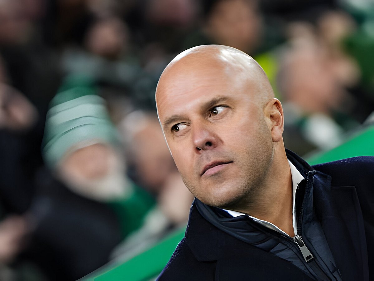 ডাচ ক্লাব ফেইনুর্ডের কোচ আর্নে স্লট