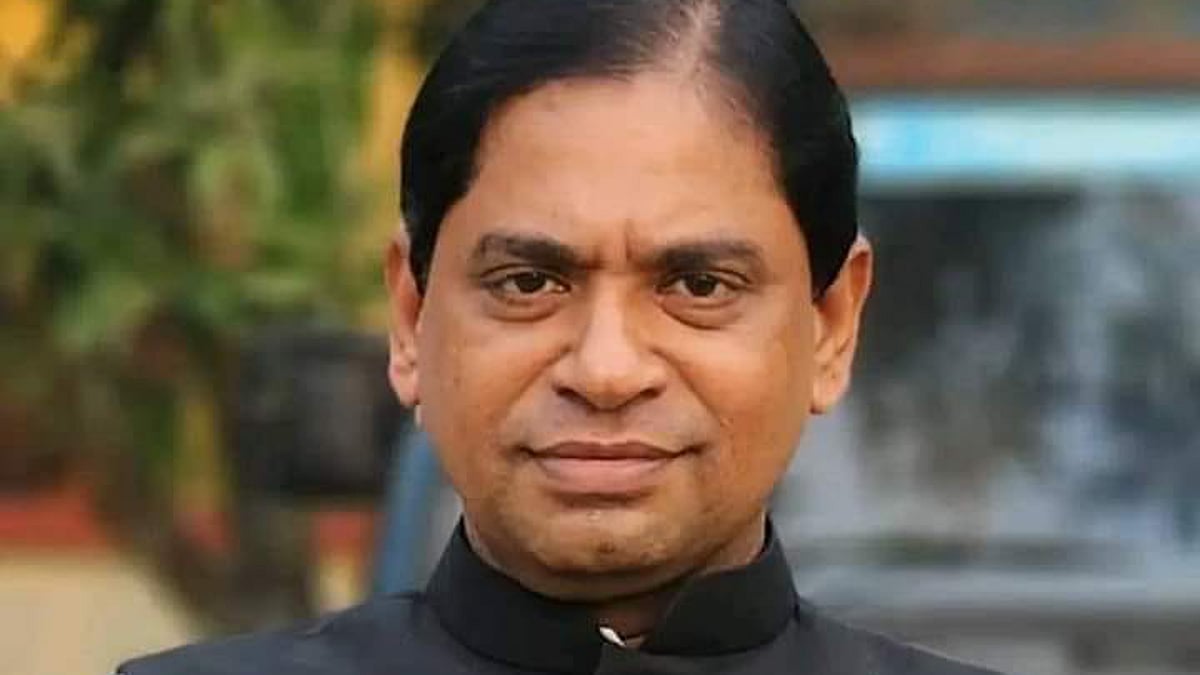 Ogay ona porno kontentini tomosha qiling Xotin erining oldida sikishadi